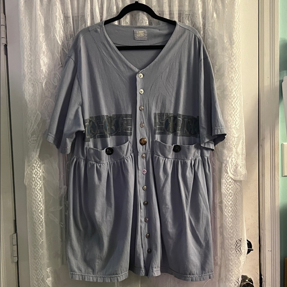 Bluefish vintage Light Blue Button-Up Shirt with deep Pockets